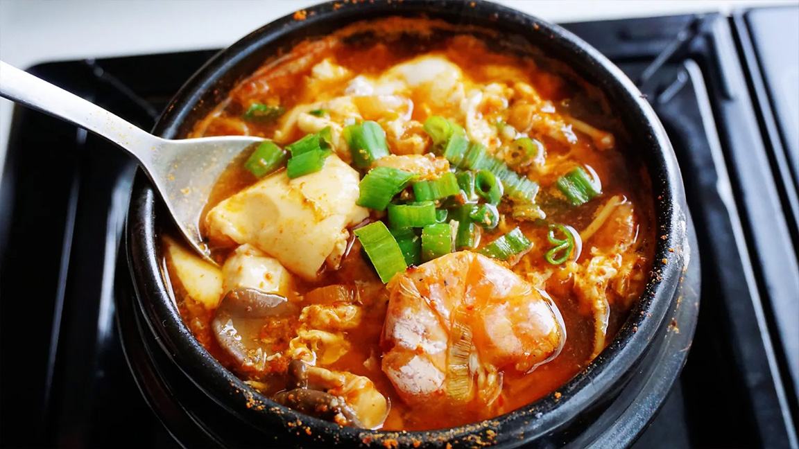 Why Clay Pot Cooking is Asia’s Slow Food Revolution