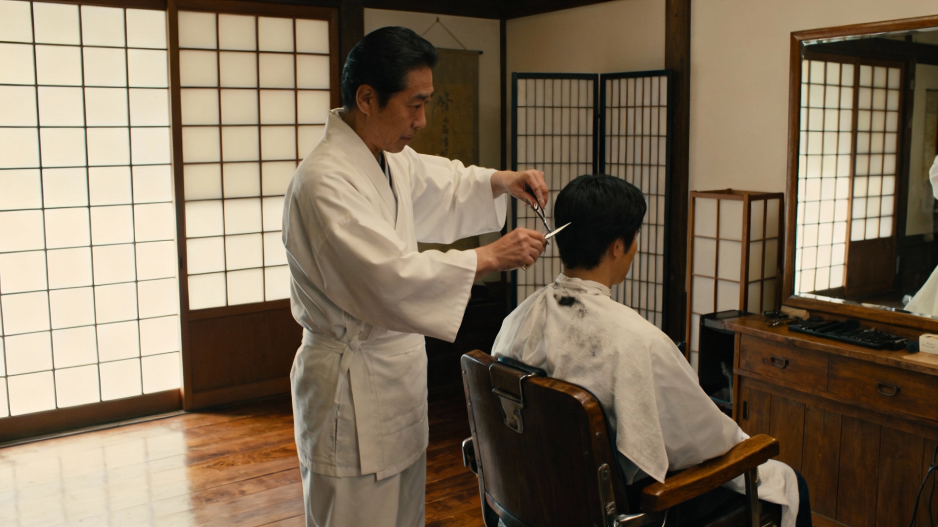 日本の理容師になるには：資格取得から就職までの完全ガイド