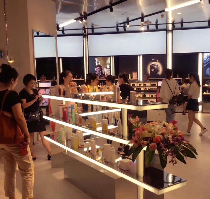 GDFS护肤品加盟 25万起投资 实地考察选址 标准化运营 缩略图 9