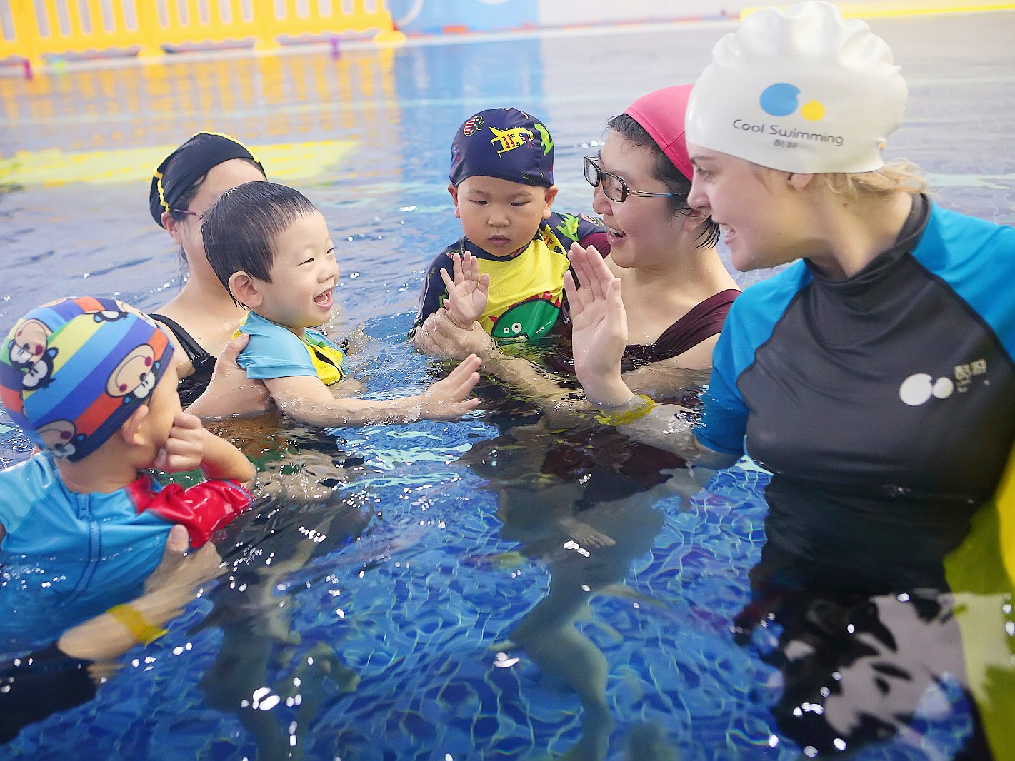 酷游国际亲子游泳俱乐部特长培训加盟 47.1万起投资 实地考察选址 量身定制装修 缩略图 4