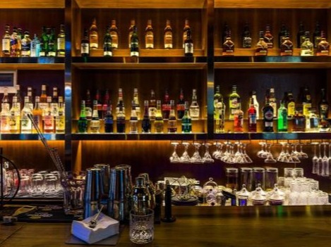 FORMER BAR酒吧加盟 90万起投资 培训自主选址 总部统一装修 缩略图 4