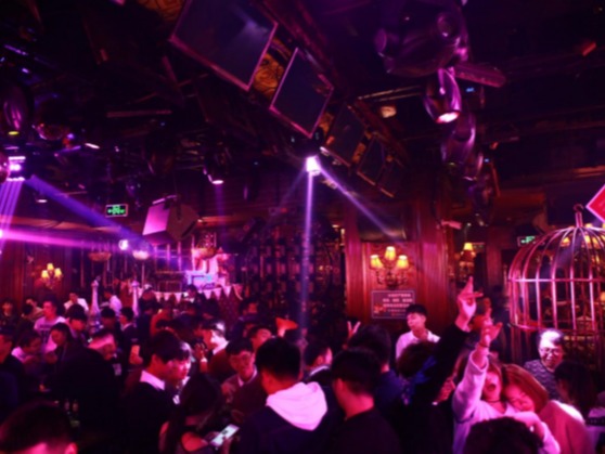 FORMER BAR酒吧加盟 90万起投资 培训自主选址 总部统一装修 缩略图 2