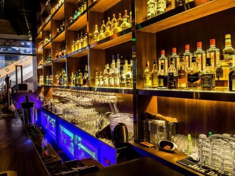 FORMER BAR酒吧加盟 90万起投资 培训自主选址 总部统一装修 缩略图 5