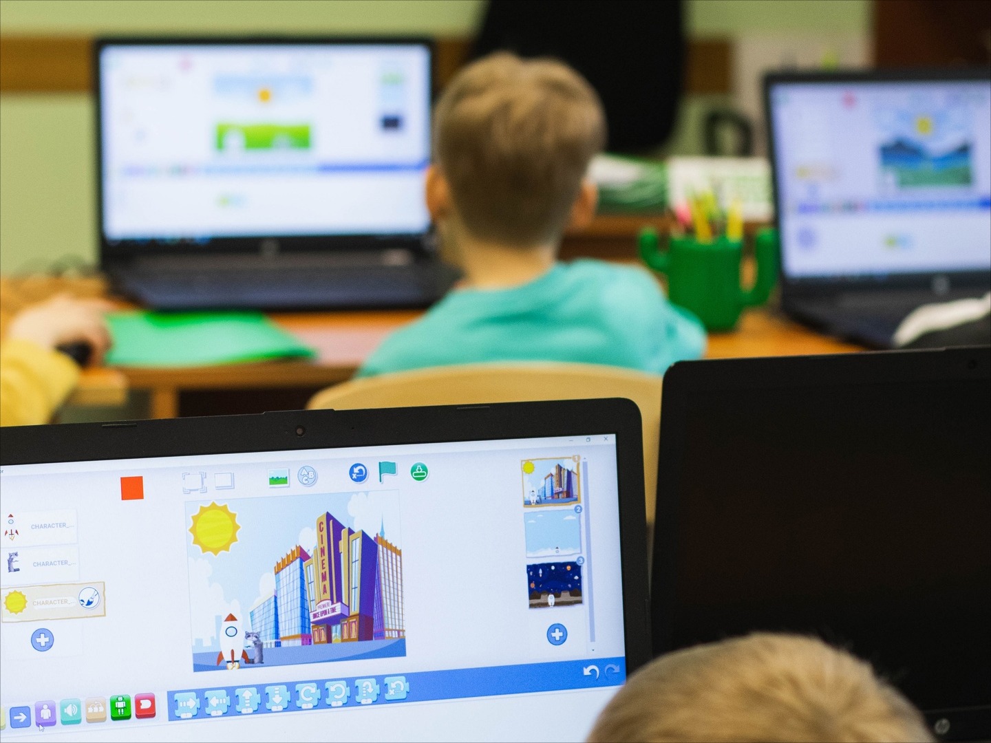 ROBBO CLUB机器人教育机器人编程加盟 16.6万起投资 远程协助选址 装修指导 缩略图 2