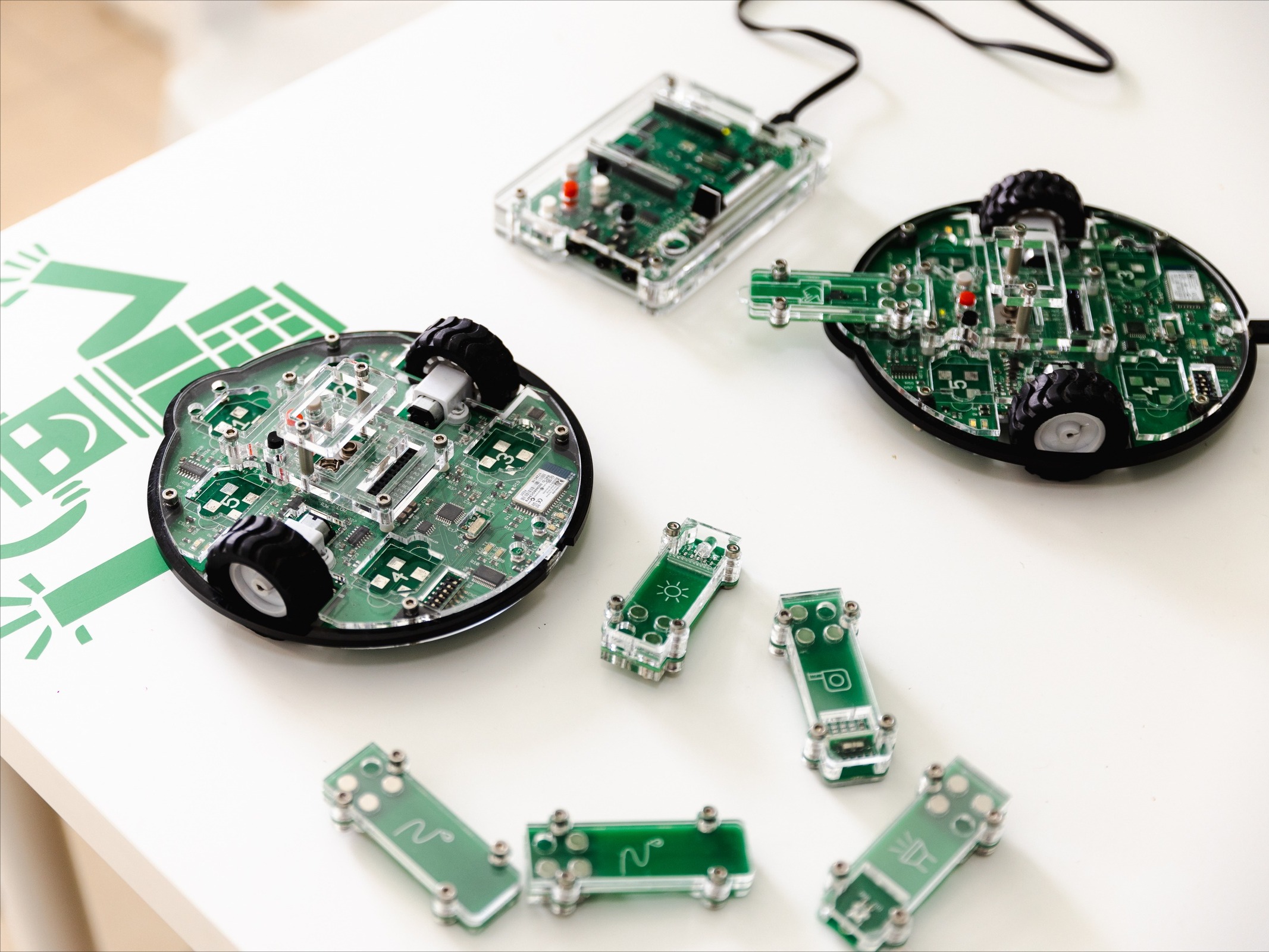 ROBBO CLUB机器人教育机器人编程加盟 16.6万起投资 远程协助选址 装修指导 缩略图 3