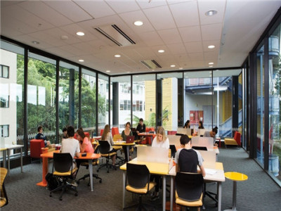 州果少儿英语英语加盟 16.6万起投资 实地考察选址 总部统一装修 缩略图 3