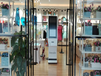 着秀速时尚女装女装加盟 19.6万起投资 实地考察选址 总部统一装修 缩略图 3