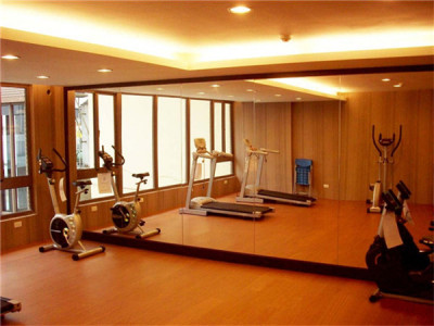 颜实体育体育加盟 59.3万起投资 实地考察选址 总部统一装修 缩略图 4