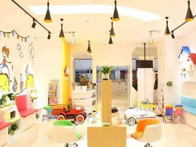 魔发咔咔儿童美发美发店加盟 13.9万起投资 实地考察选址 总部统一装修 缩略图 2