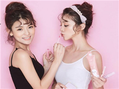 仟惠生活时尚百货超市加盟 16.6万起投资 实地考察选址 总部统一装修 缩略图 3