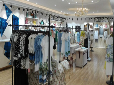 着秀速时尚女装女装加盟 19.6万起投资 实地考察选址 总部统一装修 缩略图 2