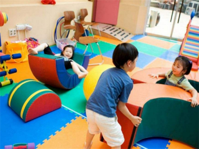 泛亚文化早教托育加盟 10-20万投资 实地考察选址 总部统一装修 缩略图 4