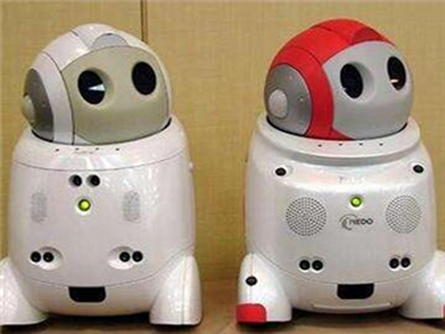 依贝情保姆机器人机器人编程加盟 10.6万起投资 实地考察选址 总部统一装修 缩略图 3